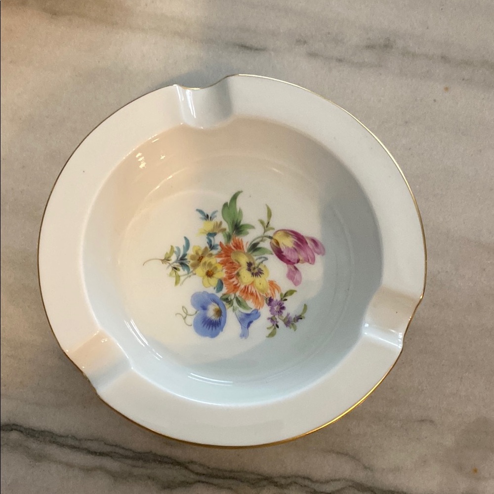 Floral Meissen porcelain ashtray, likely vintage. Meissen is a German porcelain